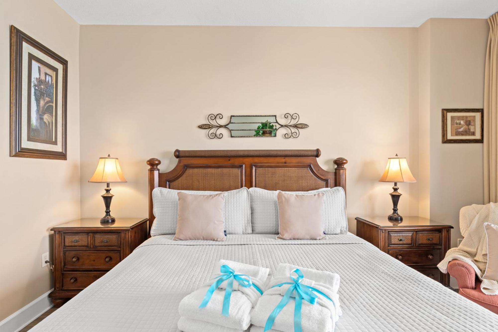 Gulf Front Master Br In Sunrise Beach With Amazing Views! Sleeps 7! Panama City Beach Exterior photo