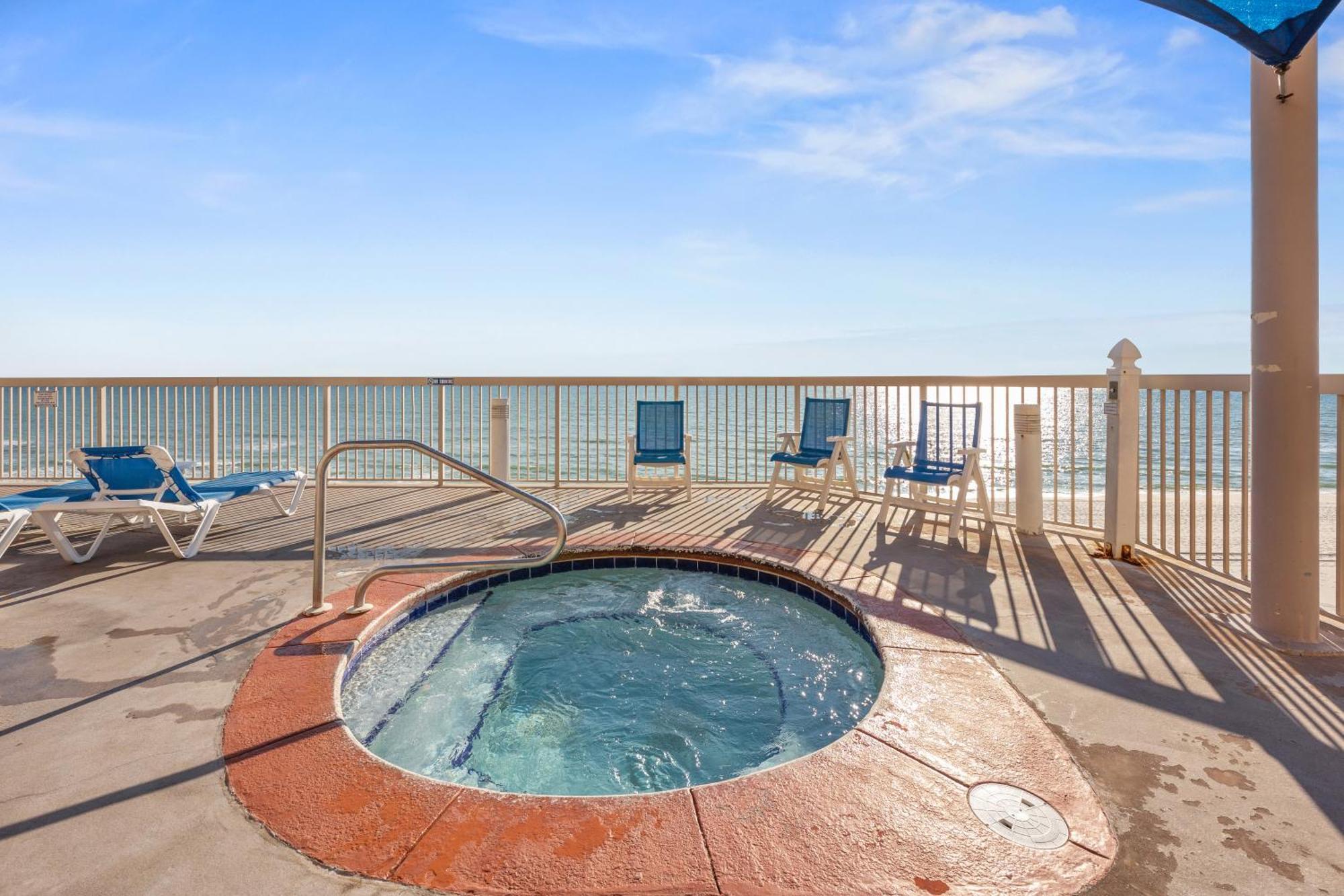 Gulf Front Master Br In Sunrise Beach With Amazing Views! Sleeps 7! Panama City Beach Exterior photo