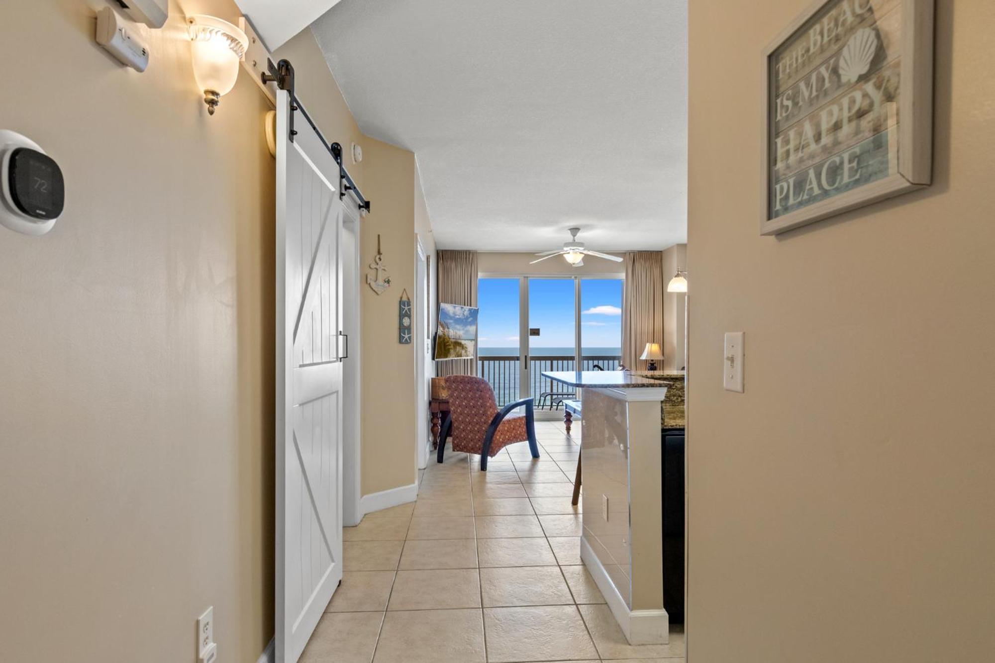Gulf Front Master Br In Sunrise Beach With Amazing Views! Sleeps 7! Panama City Beach Exterior photo